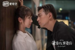 杨紫李现相亲局重逢《亲爱的》假情侣真恋爱？韩商言什么时候喜欢佟年的